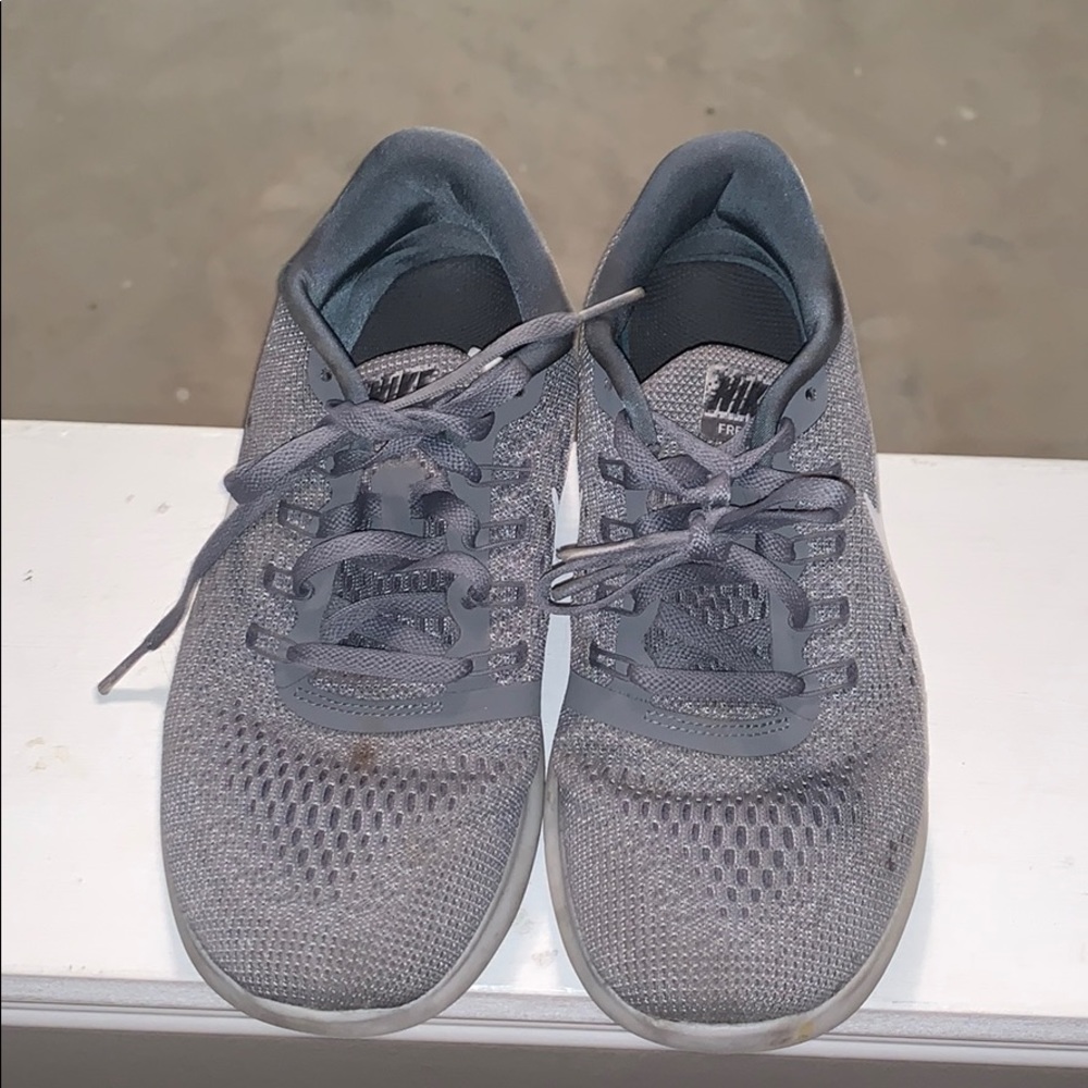 Nike Free Runs